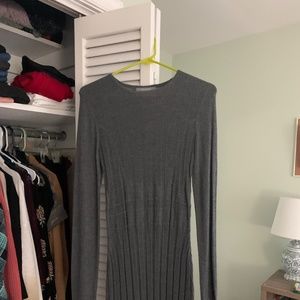 Long sleeve gray dress